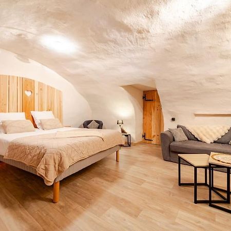 Nuit Romantique Avec Spa Privatif Meilhaud Exteriér fotografie