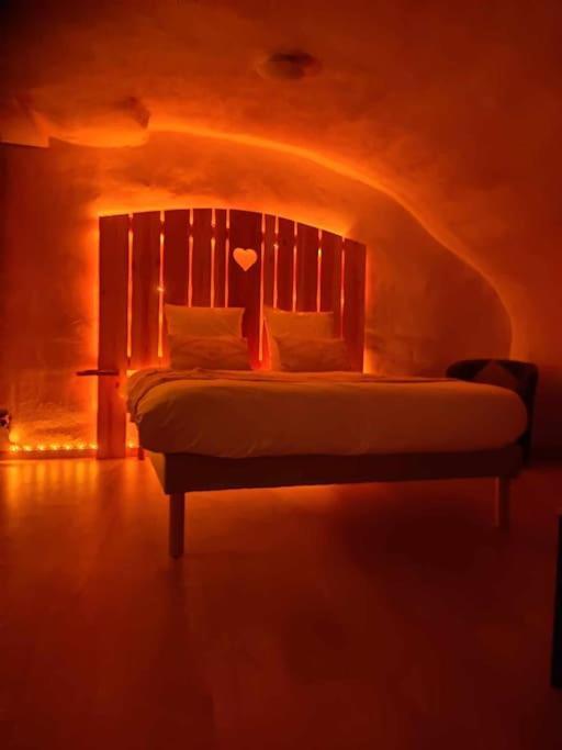 Nuit Romantique Avec Spa Privatif Meilhaud Exteriér fotografie