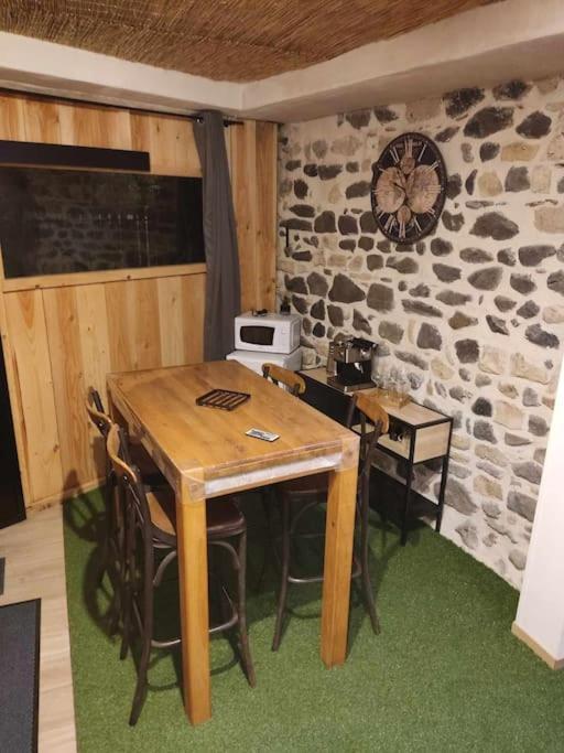 Nuit Romantique Avec Spa Privatif Meilhaud Exteriér fotografie